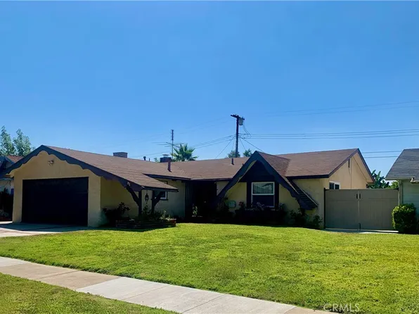 10930 Goss St, Sun Valley, CA 91352