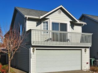 8321 233rd St SW #B, Edmonds, WA 98026