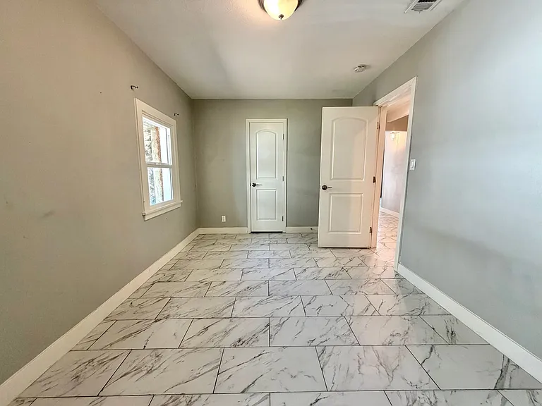 3056 Crescent Way — Photo 14