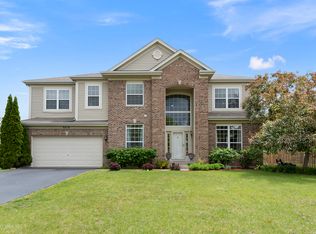 9510 Diana Ln, Huntley, IL 60142