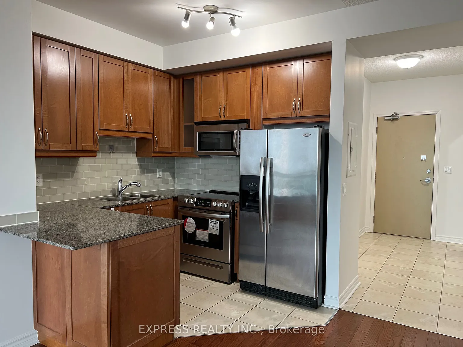 1 bed, $2,050 — Photo 1