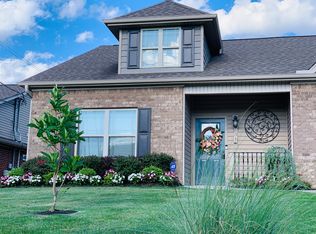 873 Colony Cir, Fort Oglethorpe, GA 30742