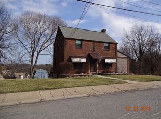 121 Bauman Ave, Pittsburgh, PA 15227