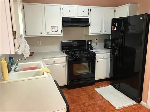 5th image of 10314 Bushy Creek Dr
