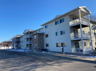 875 Bahls Dr APT 301, Hastings, MN 55033
