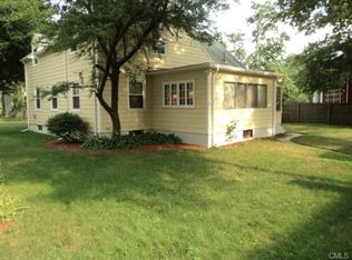 2305 Elm St, Stratford, CT 06615