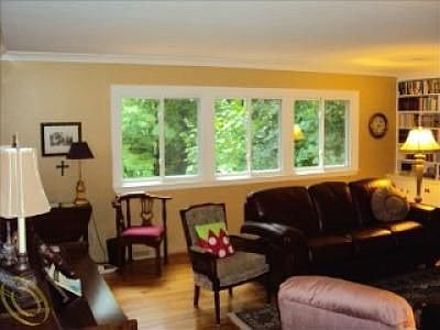 3rd image of 7904 Thornwood St
