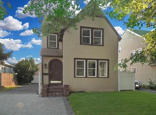 99 Maplewood Ave #2, Hempstead, NY 11550
