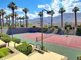 480 W Village Sq, Palm Springs, CA 92262