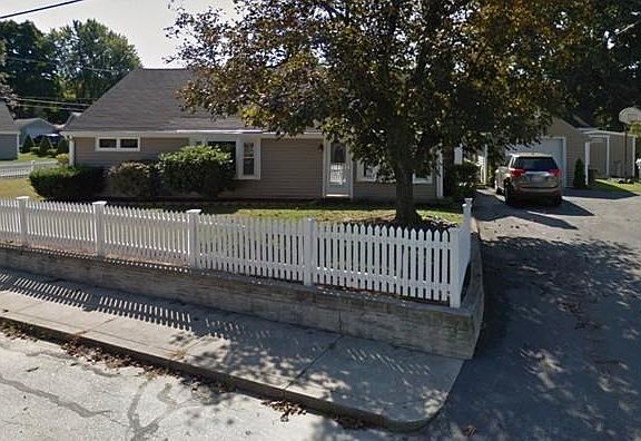 2nd image of 58 Berkshire Dr