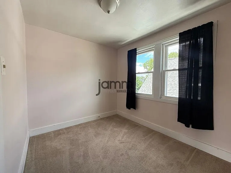 1330 Cranford Ave #3 — Photo 9
