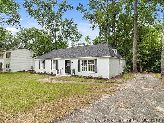 4th image of 744 Buena Vista Dr