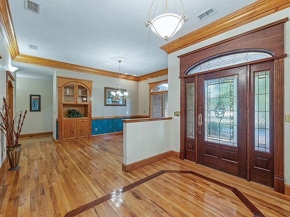 4th image of 9393 Wintercreek Ct