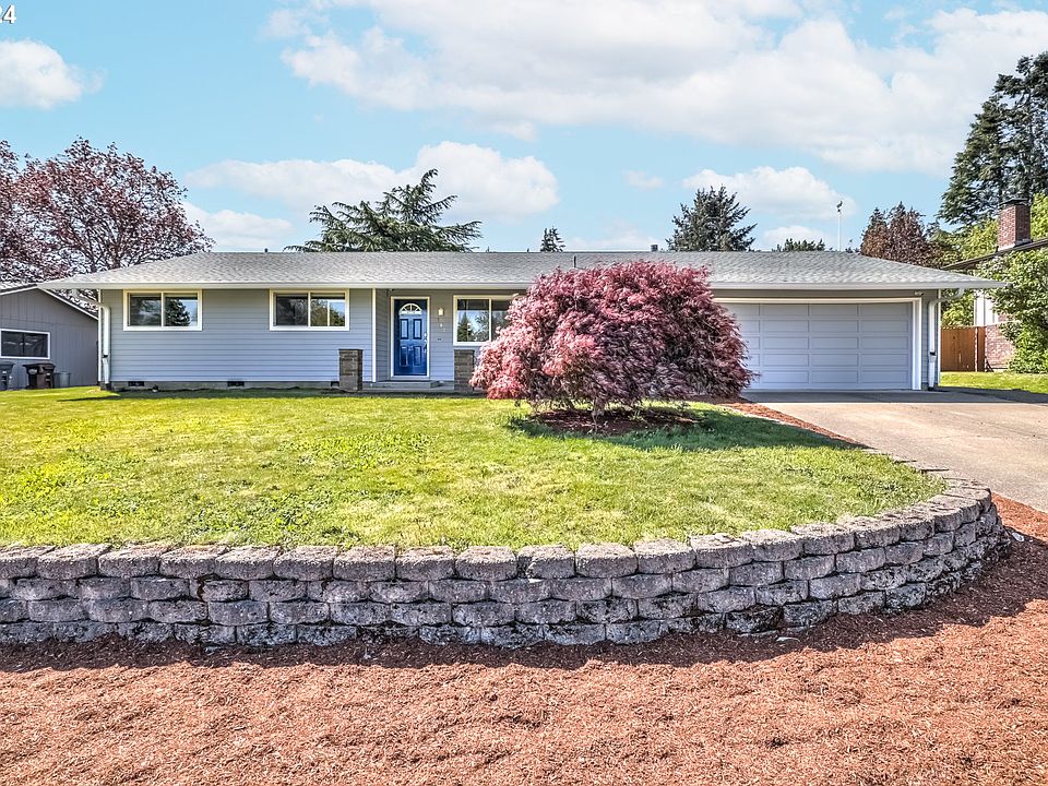 1st image of 762 NE Darnielle Dr