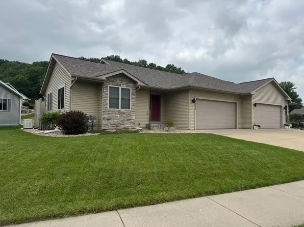 3013 Valley St #3015, Black Earth, WI 53515
