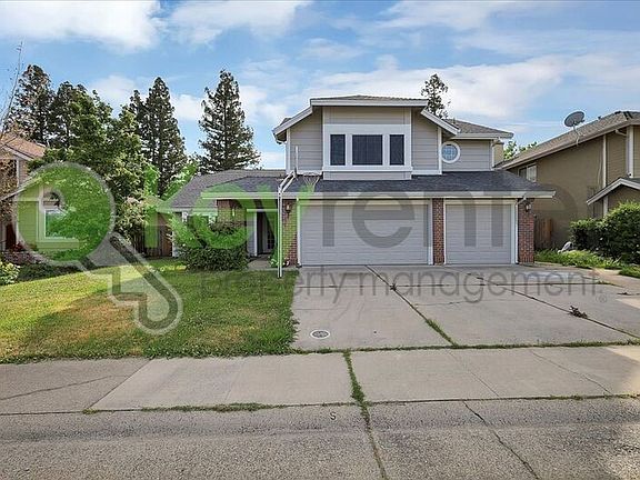 3rd image of 1495 Deerfield Cir