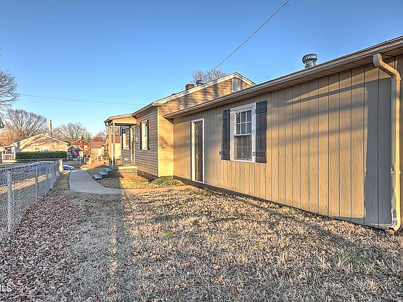 5th image of 1529 Redwood Dr