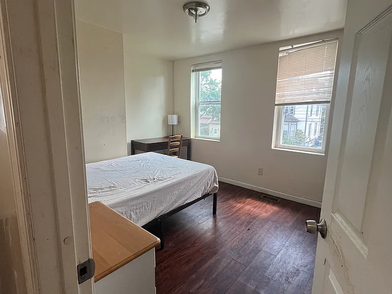 5145 Cypress St #2A — Photo 2