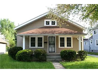 305 Albany St photo 1