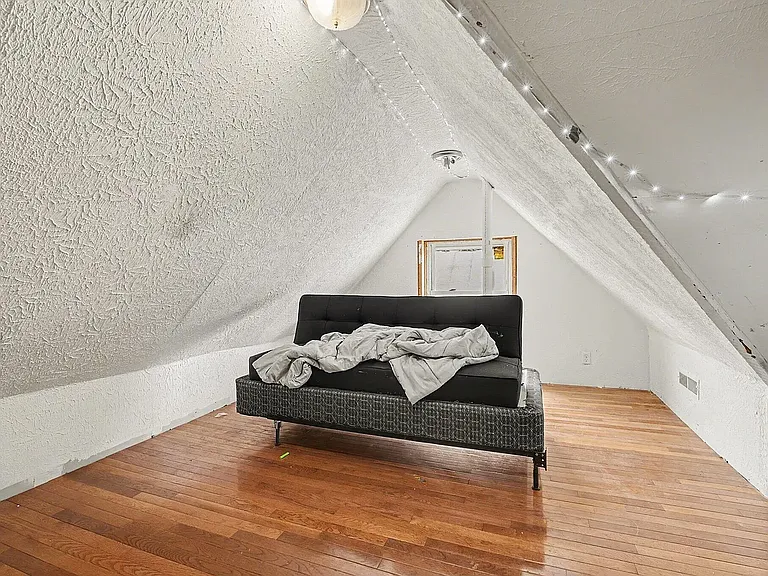 443 Washington Ave — Photo 12