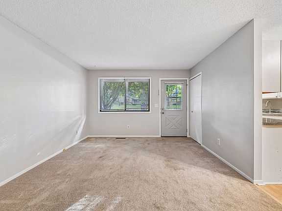 5th image of 13316 Zenith Ln