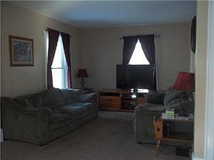 4th image of 2681 Van Horn Ave