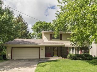 26 SW 58th Dr, Des Moines, IA 50312