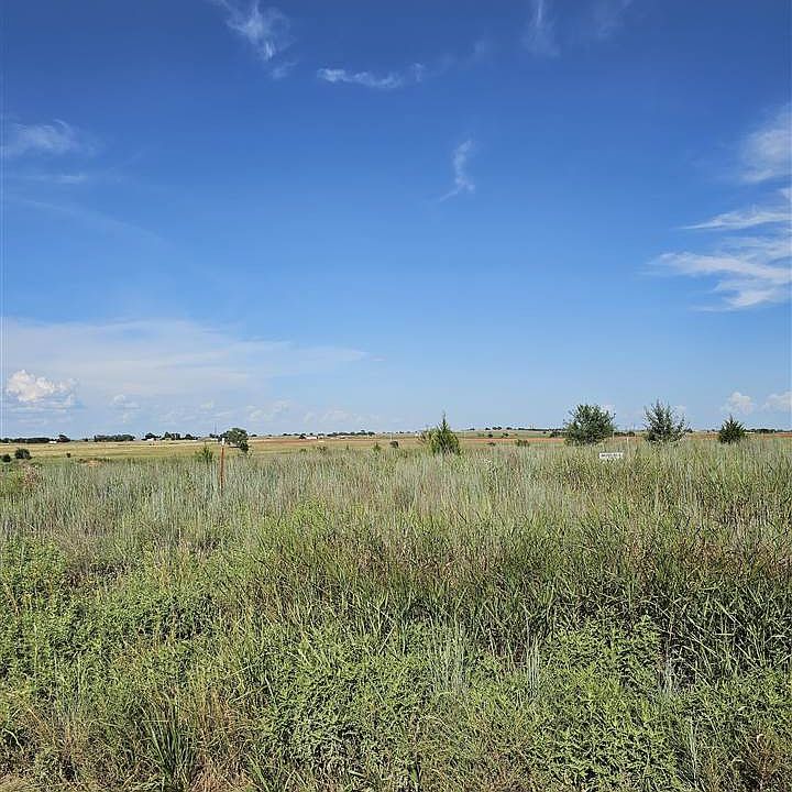 2nd image of NE Wichita Meadows Ln