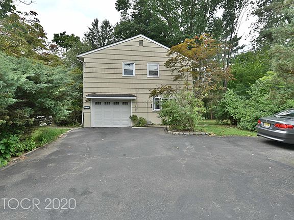 4th image of 3 John Dow Ave