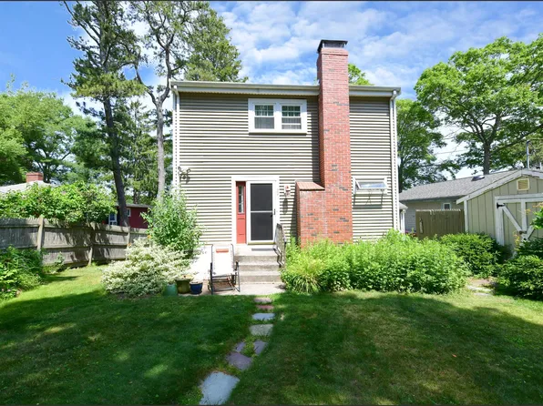 24 Gardner Drive, Plymouth, MA 02360
