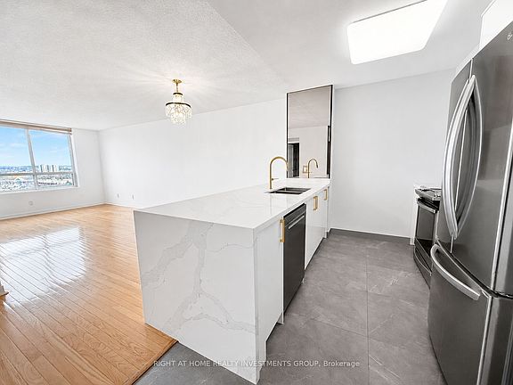 4th image of 29 Northern Heights Dr #1101