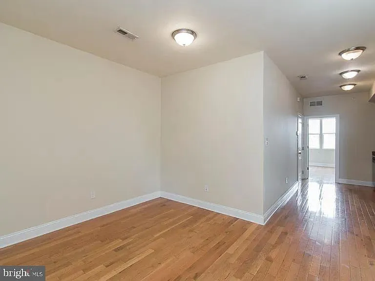 1929 N Gratz St #2 — Photo 9