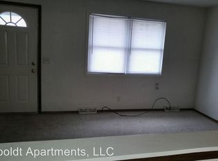 105 2nd Ln, Racine, WI 53403