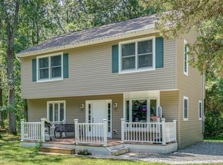 591 Perchuk Ln, Jackson, NJ 08527