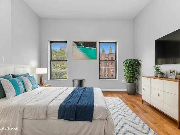 566 Baltic Street image 1 of 5