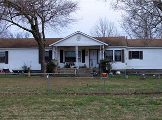 35 Graham St, Lavaca, AR 72941