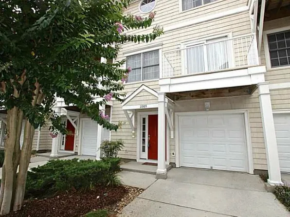 2205 Devore Ct, Virginia Beach, VA 23451