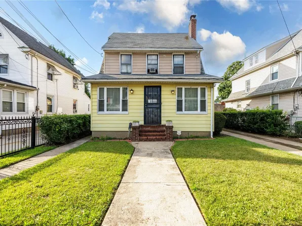 208-15 100th Avenue, Queens Village, NY 11429