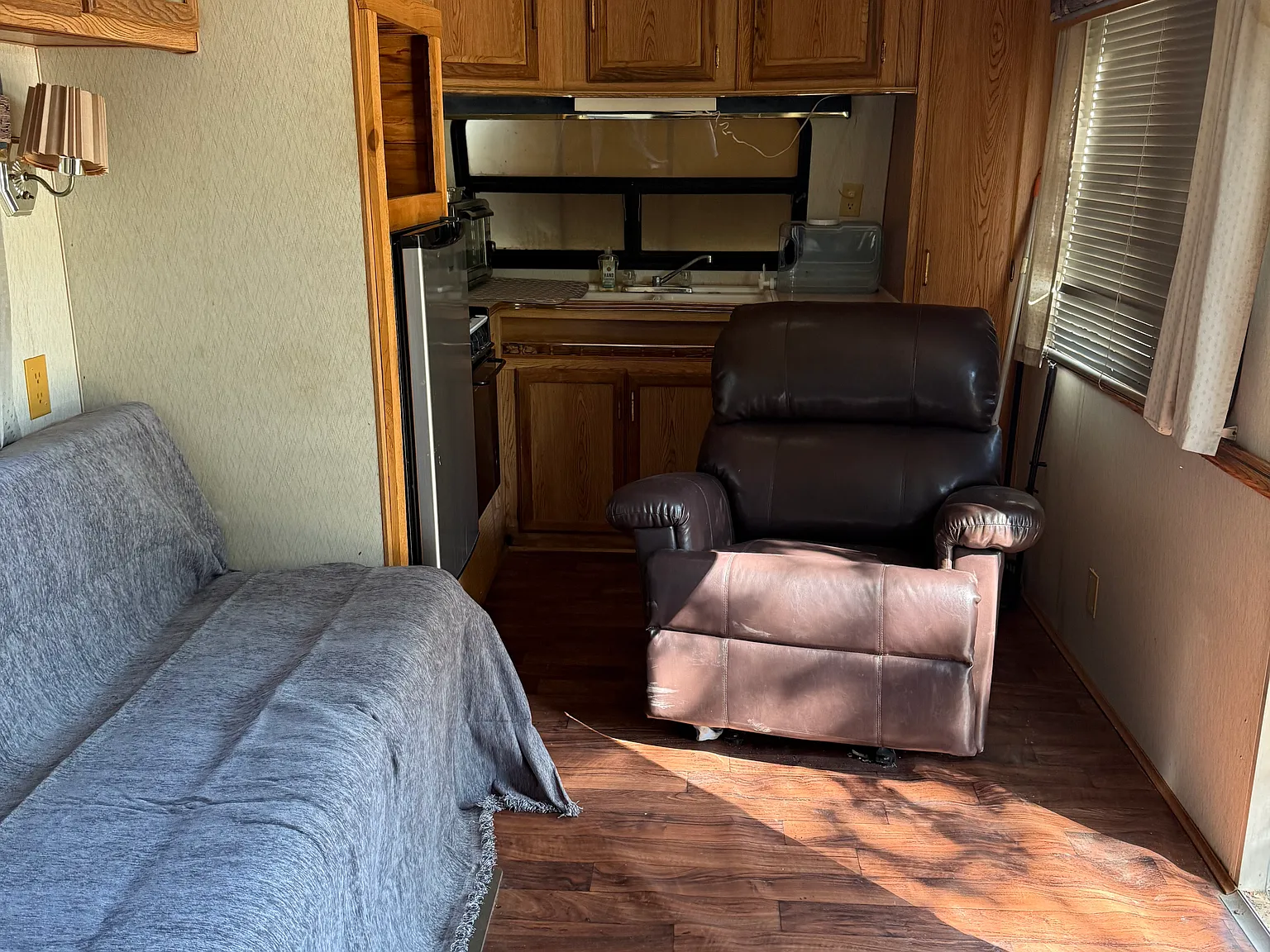 Studio, 244 sqft, $800 — Photo 2