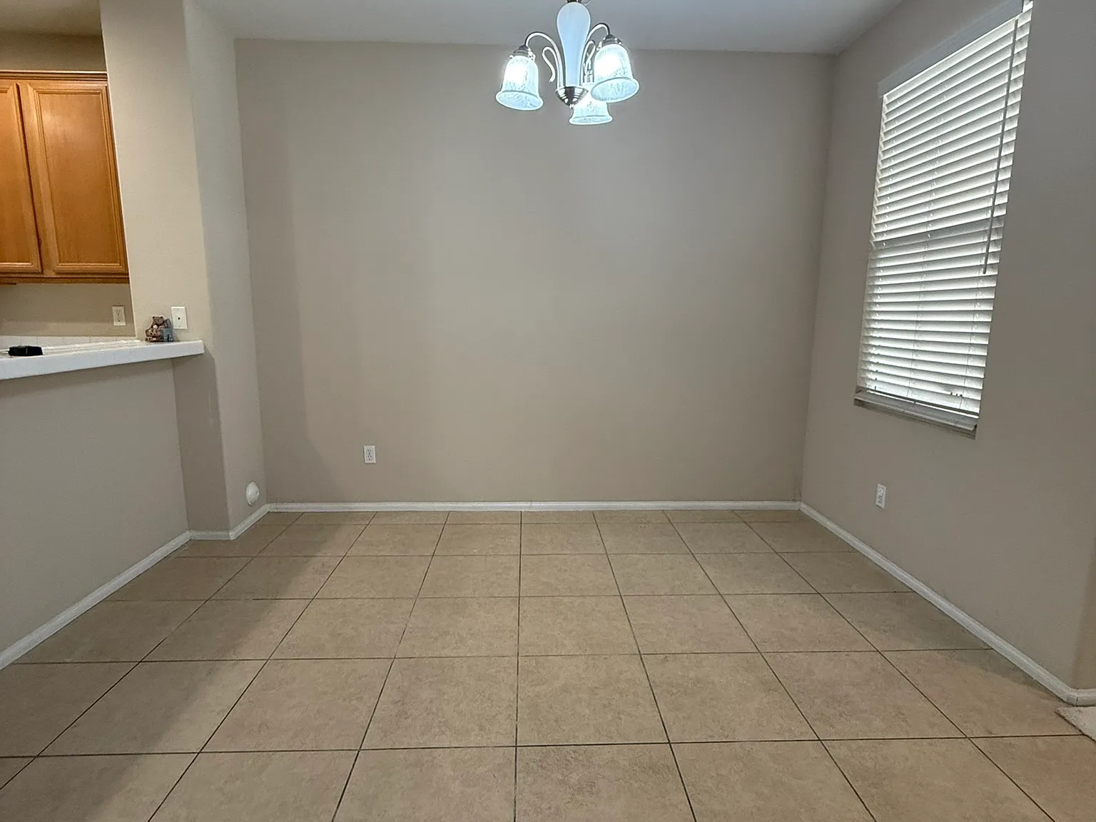 3 bed, 2.5 bath, 1504 sqft, $3,095 — Photo 3