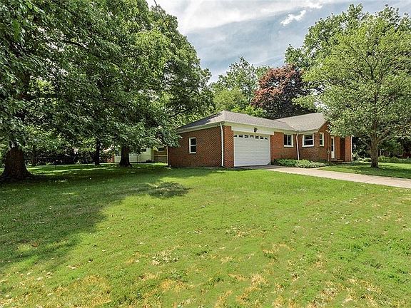 4th image of 5751 Alberta Dr
