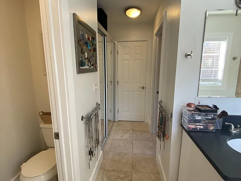 4975 Lake Forrest Dr — Photo 34
