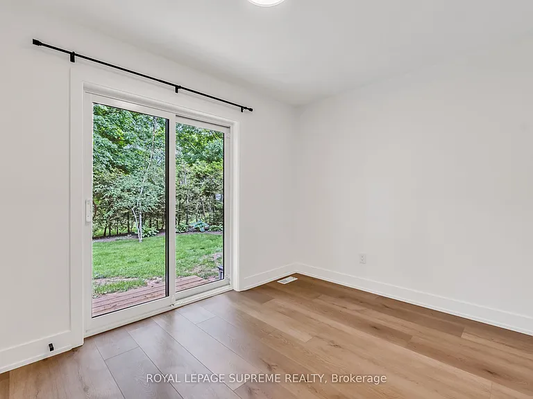 485 Anthony Dr — Photo 27