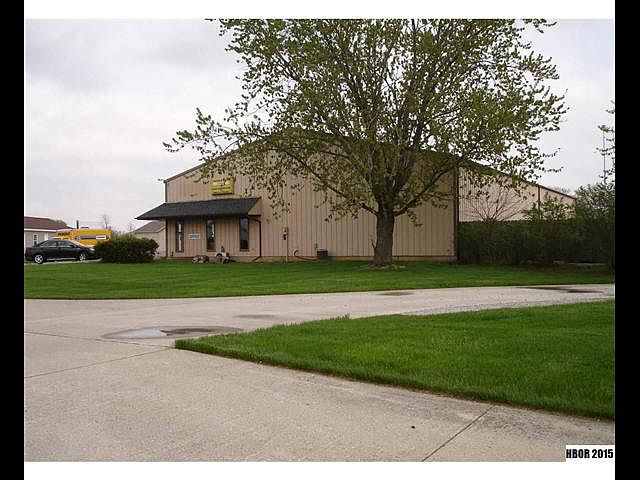 1st image of 215 Stanford Pkwy