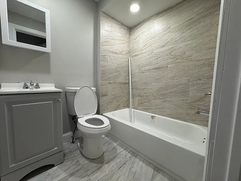 74 Fillmore St #2B — Photo 6