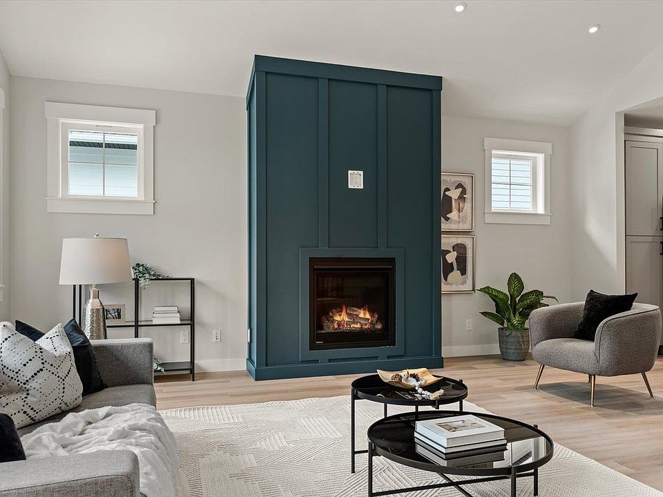 1st image of 52845 Lilac Ln #2