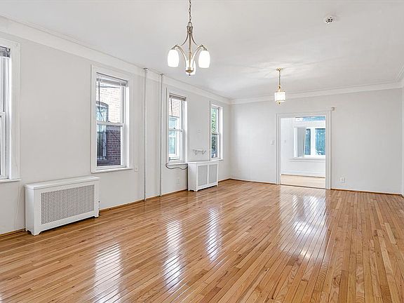 5th image of 132 E 31st St #2