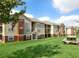 1705 Melrose Village Cir APT 811, Urbana, IL