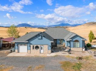 15639 Oak Knoll Dr, Hornbrook, CA 96044