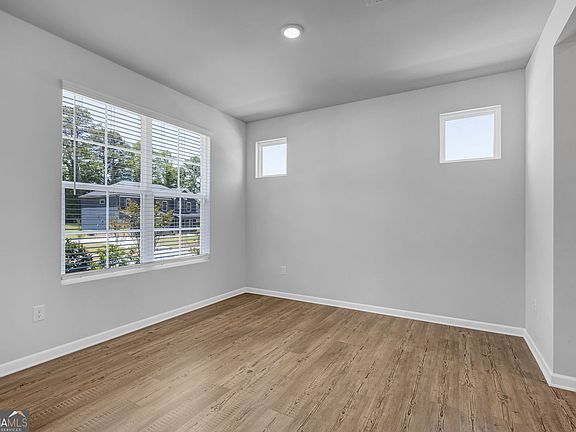 4th image of 249 Arwen Dr